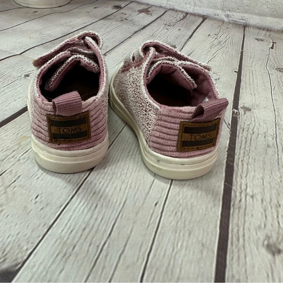 toms baby infant pink iridescent infant sneakers shoes with hook and loop sz 2 - Picture 4 of 8